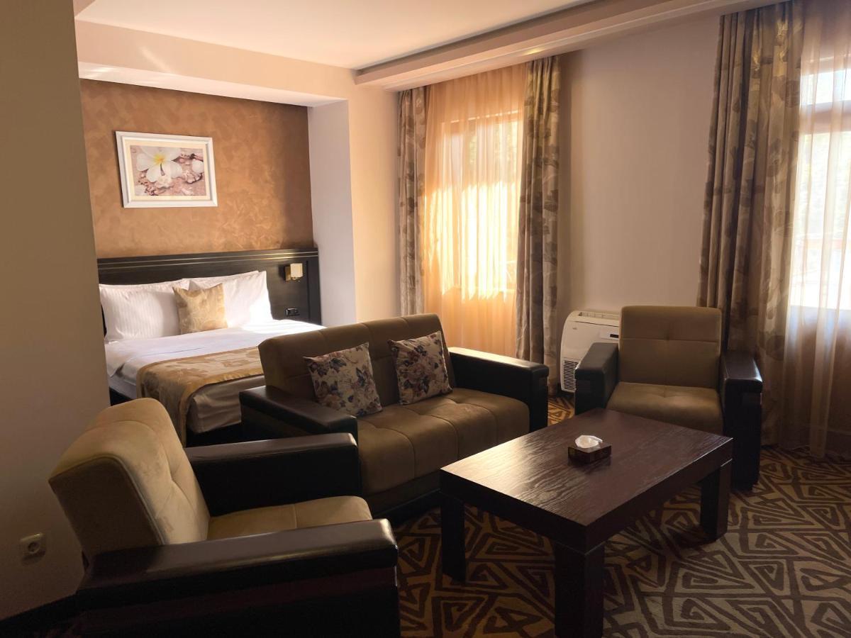 Aghveran Ararat Resort Hotel Arzakan エクステリア 写真