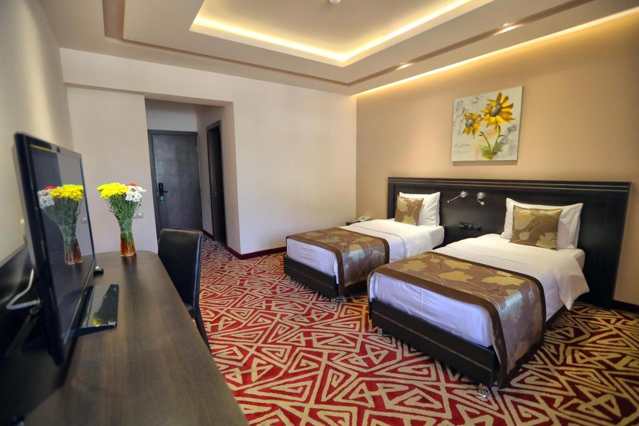 Aghveran Ararat Resort Hotel Arzakan エクステリア 写真
