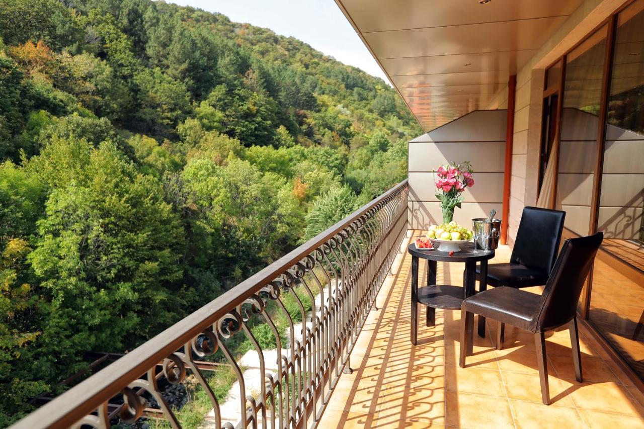 Aghveran Ararat Resort Hotel Arzakan エクステリア 写真