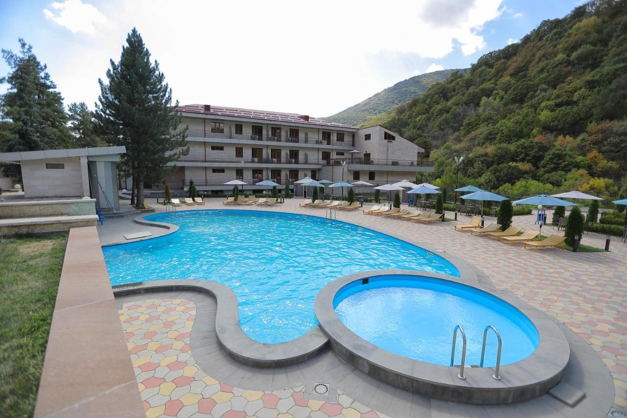 Aghveran Ararat Resort Hotel Arzakan エクステリア 写真