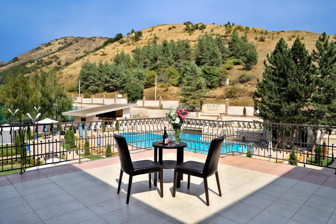 Aghveran Ararat Resort Hotel Arzakan エクステリア 写真
